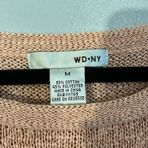 WD.NY blush crochet short sleeve blouse size Medium - Picture 3 of 4